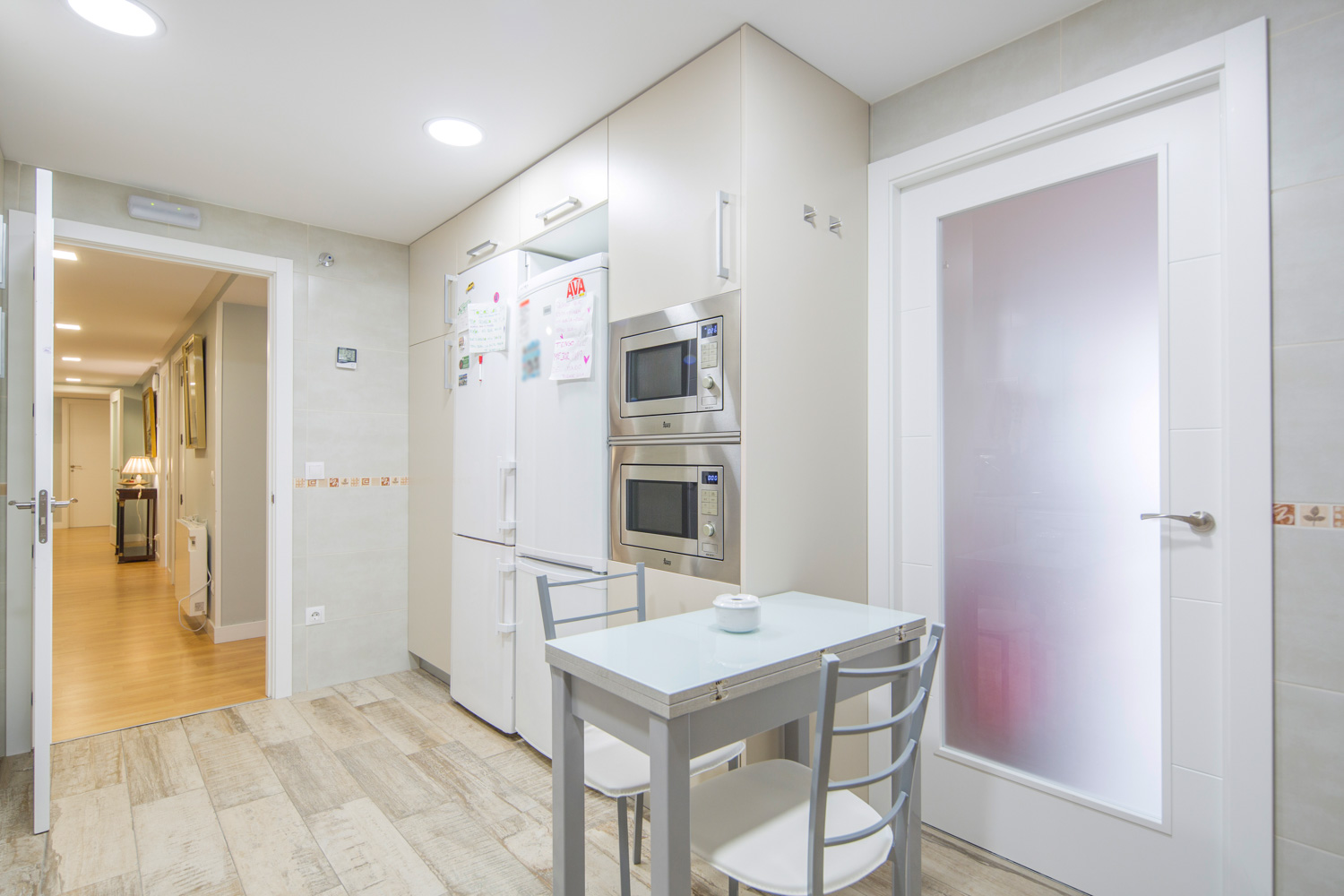 Alquiler de una luminosa habitación con terraza en calle Atocha #2