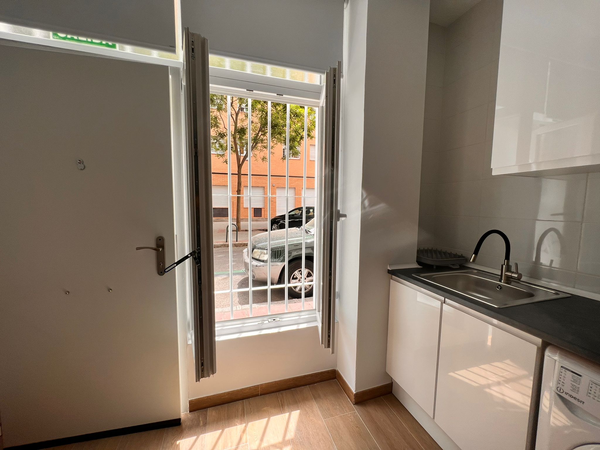 Alquiler de pisos y habitaciones por meses en Cuatro Caminos