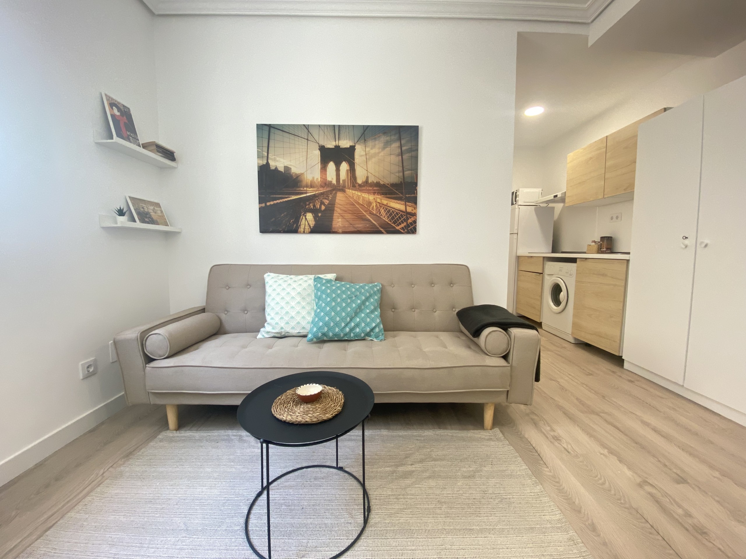 PISO DE ALQUILER EN CALLE JARDINES