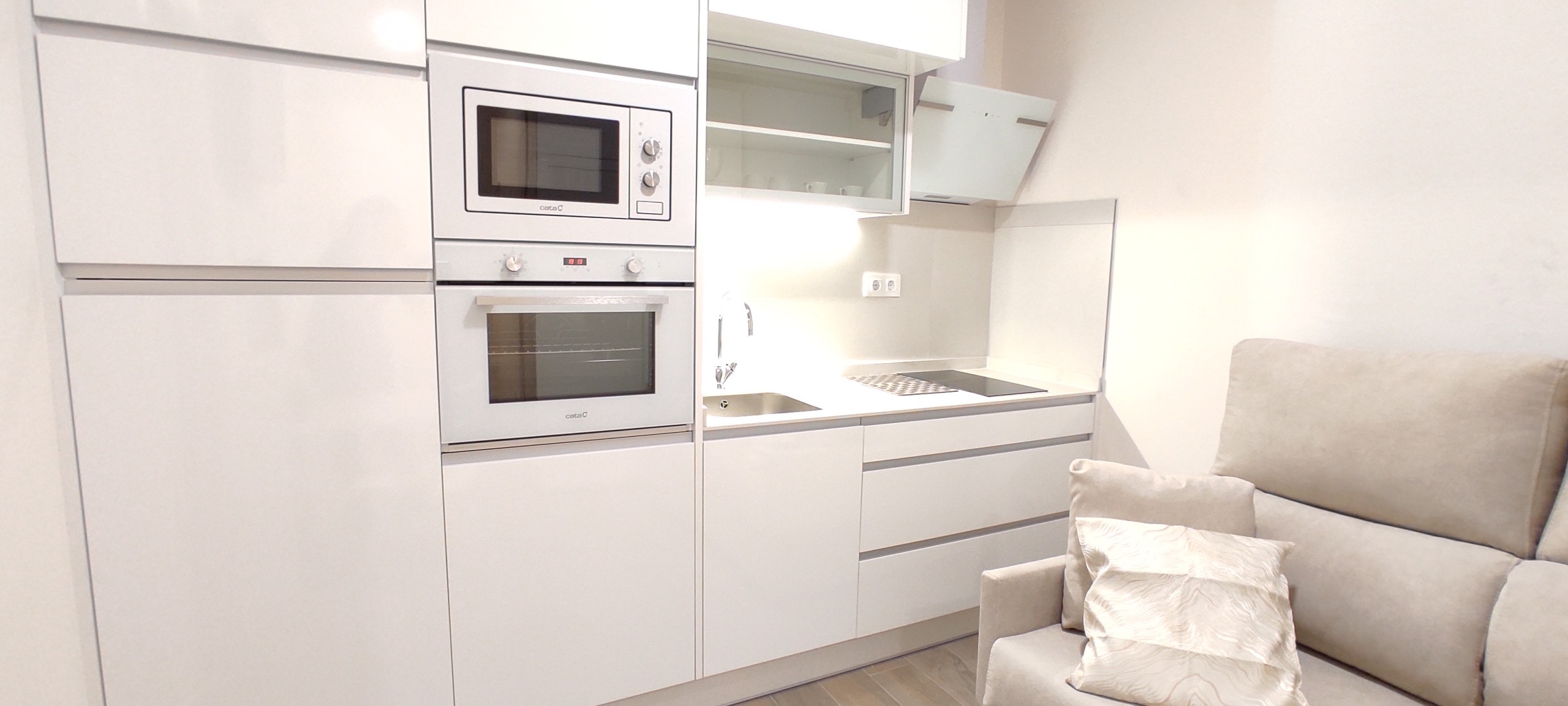 Estudio en calle Juan Duque