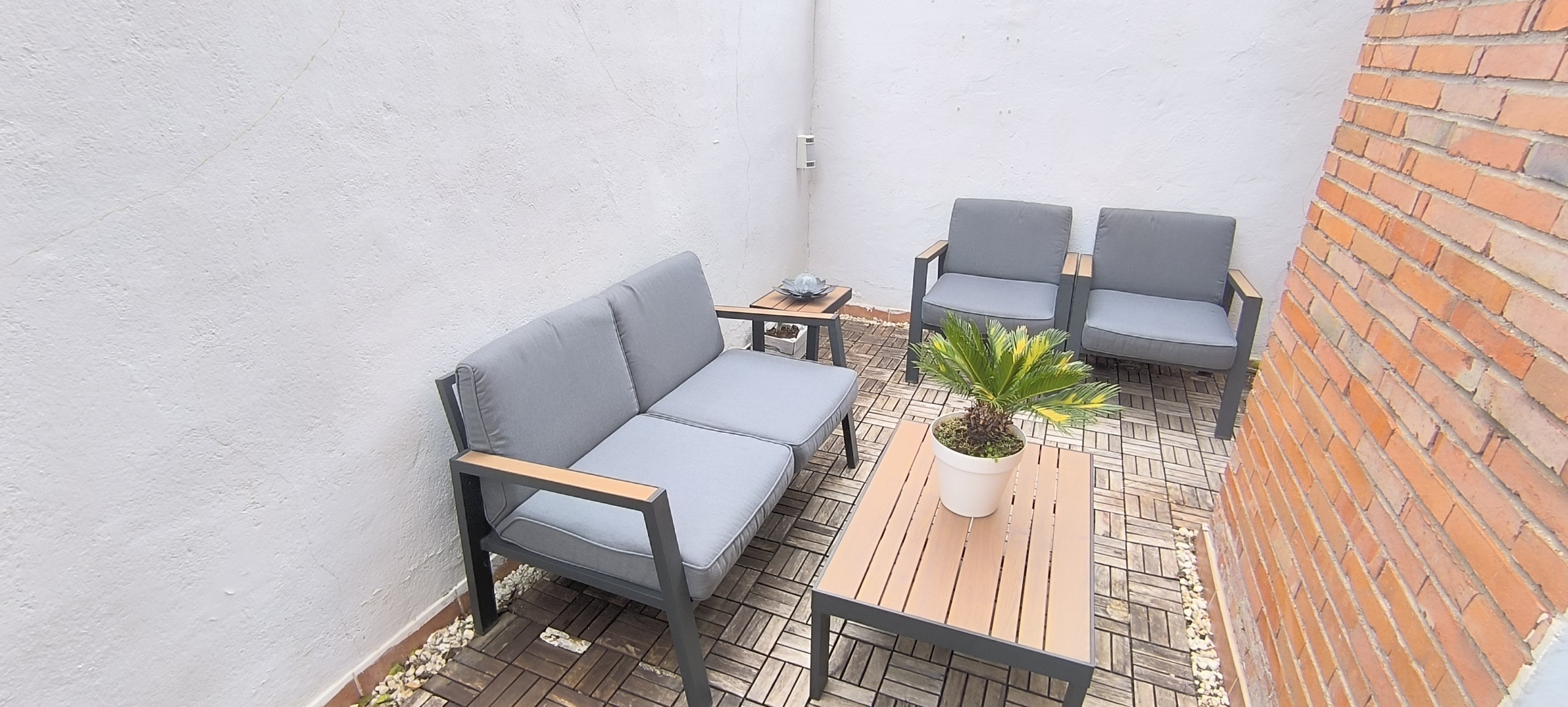 MODERNO PISO CON TERRAZA EN FELIPE MORA, VALDEACEDERAS