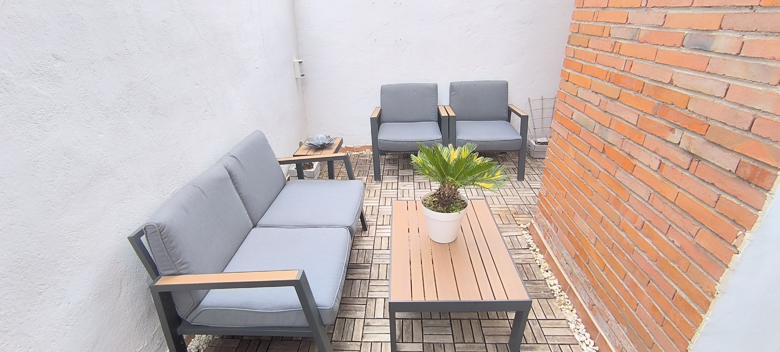 MODERNO PISO CON TERRAZA EN FELIPE MORA, VALDEACEDERAS