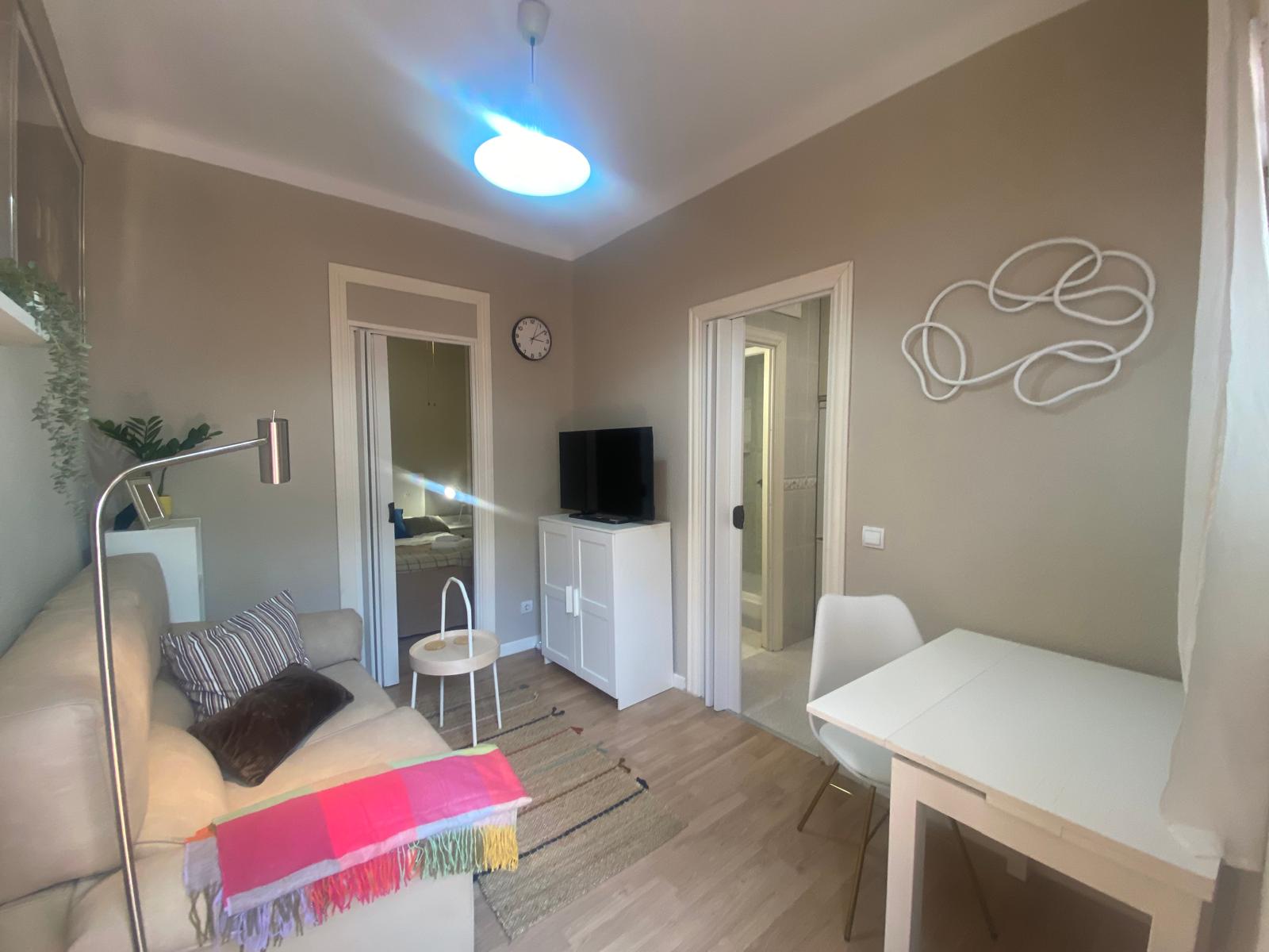 BONITO APARTAMENTO EN CALLE PONZANO, CHAMBERÍ