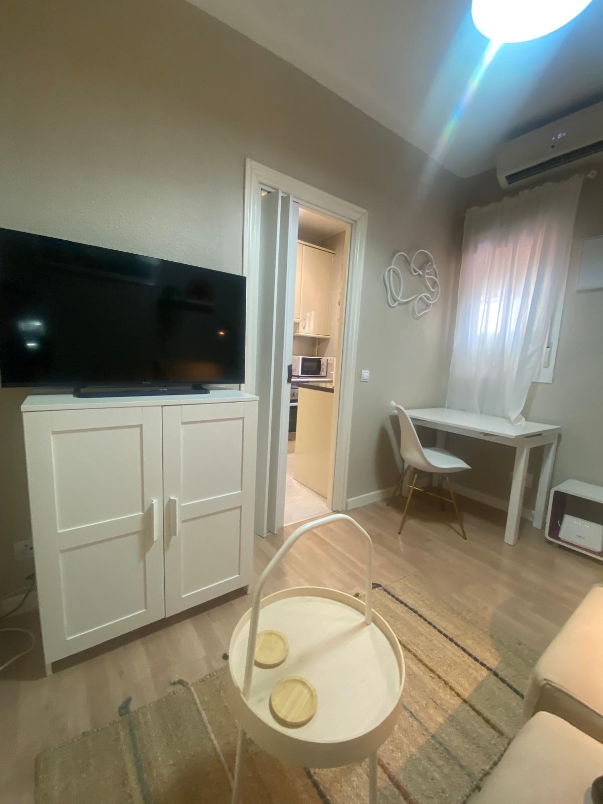 BONITO APARTAMENTO EN CALLE PONZANO, CHAMBERÍ