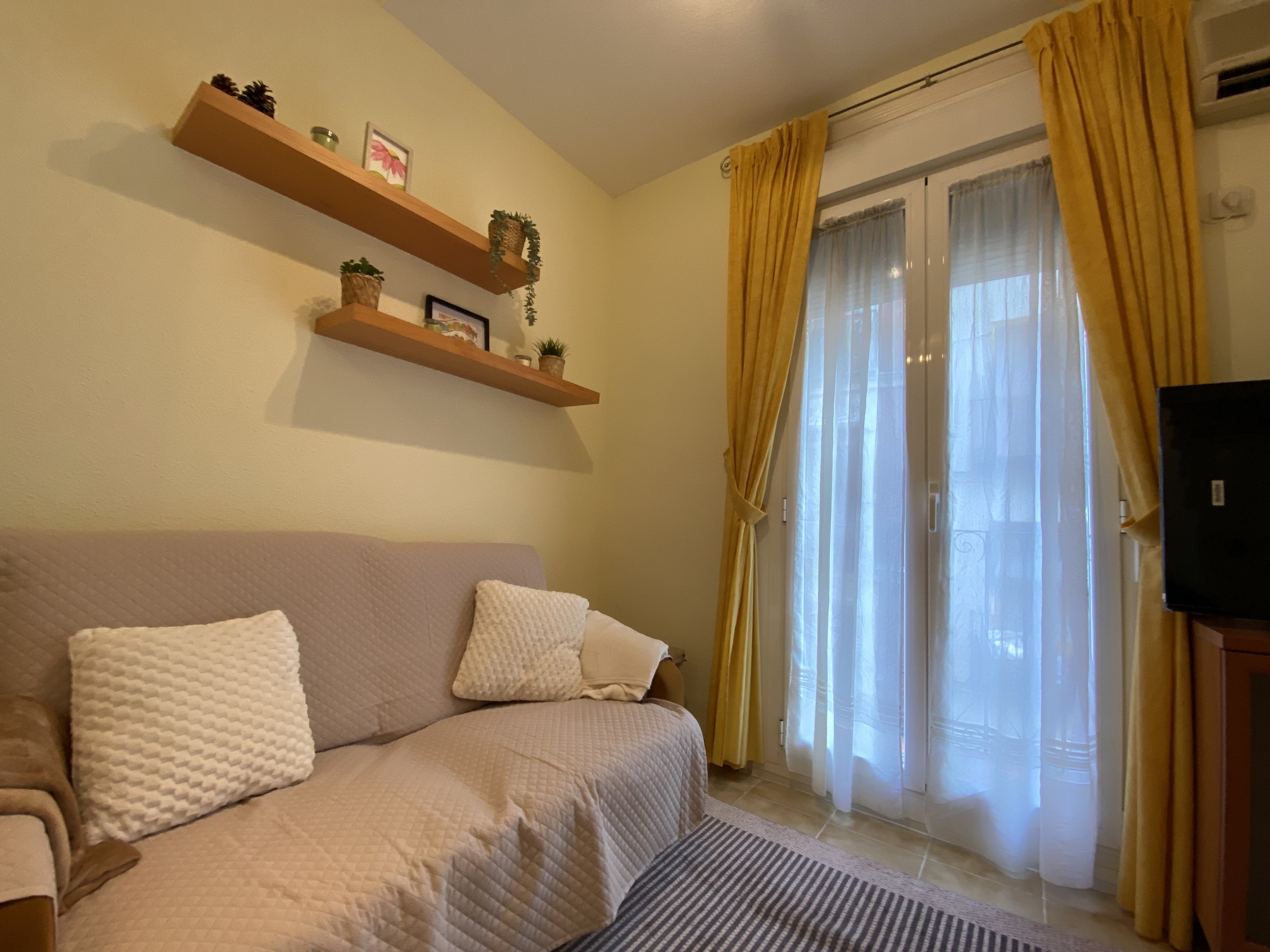 ESTUDIO EN ALQUILER CALLE OLIVAR