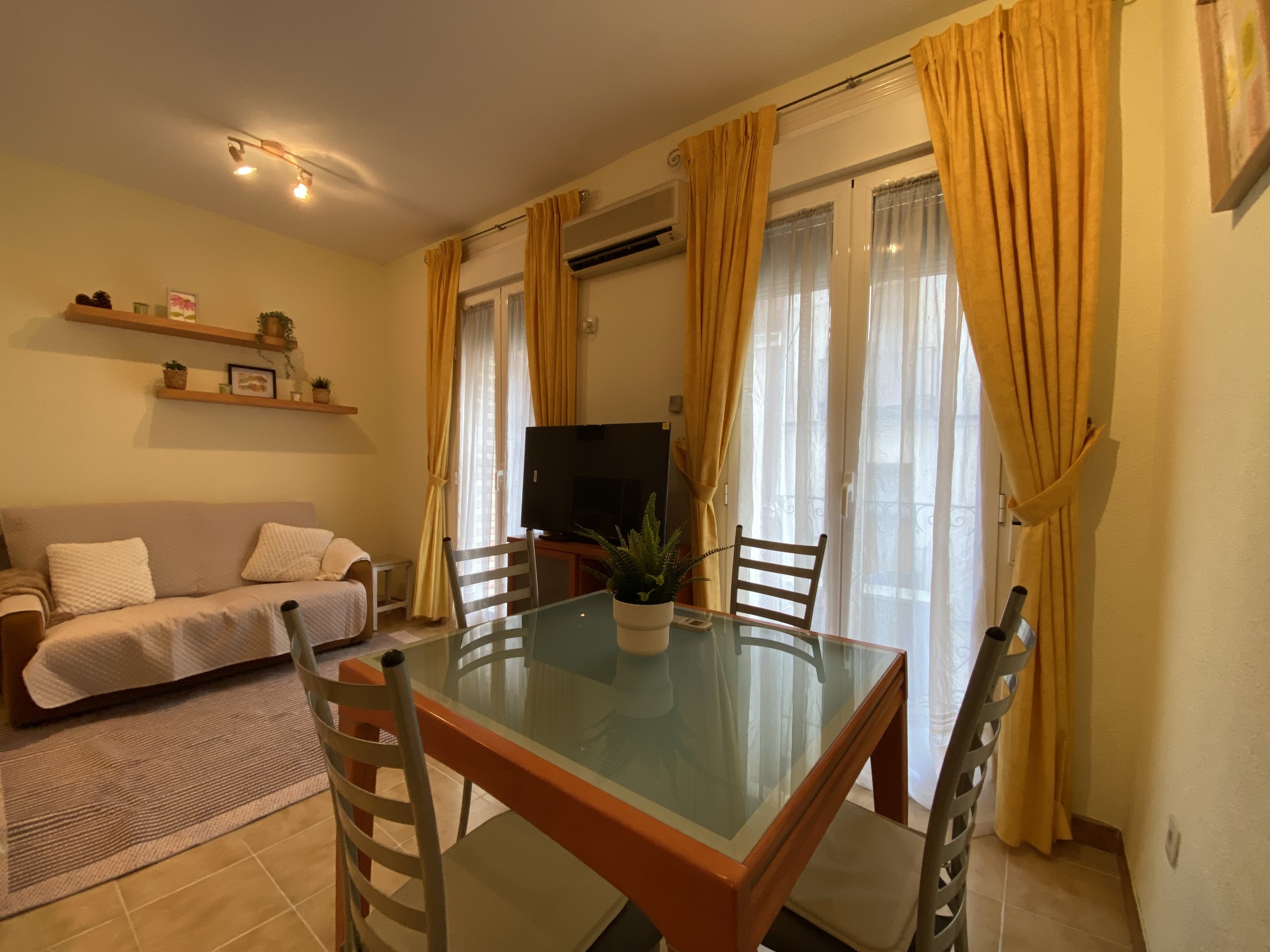 ESTUDIO EN ALQUILER CALLE OLIVAR