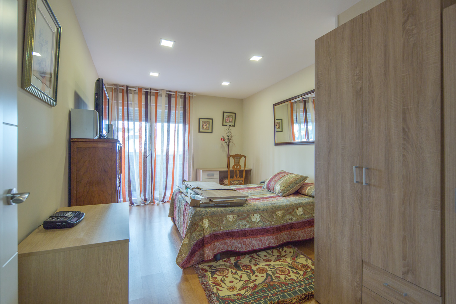 Alquiler de una habitación privada con terraza en calle Atocha