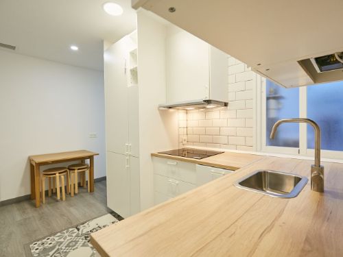 Alquiler pisos y habitaciones por meses en la calle Rufino Blanco, Madrid